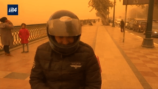 عاصفة التنين في ذروتها، كورنيش النيل، مصر، 13 مارس 2020