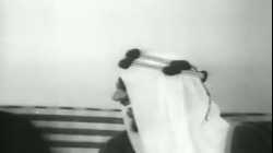 الملك سعود وابنته الأميرة دلال يستقبلان الرئيس كندي، الولايات المتحدة، يناير 1962
