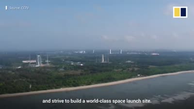 الرئيس الصيني شي جن‌پنگ يتفقد موقع إطلاق المسبار شن‌ژو-14