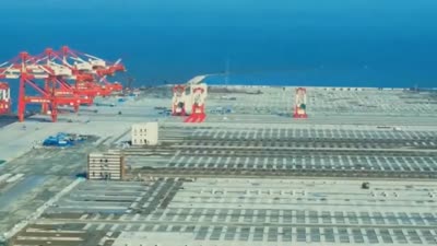 مشروع عسكري صيني سري في ميناء خليفة الإماراتي يوتر العلاقات الأمريكية الإماراتية