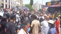 اشتباكات بين الشرطة والمحتجين أمام البرلمان التونسي في باردو، 25 يوليو 2021