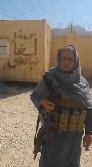 قوات طالبان تدخل مدينة أيبك، ولاية سمنكان الأفغانية، 9 أغسطس 2021