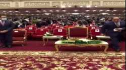 الرئيس السيسي يحيي وزيرة الطاقة الإسرائيلية كارن الحرار في مؤتمر إيجبس بالقاهرة، 15 فبراير 2022