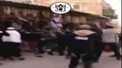 إيتمار بن-گڤير ومستوطنون، يتعاركون مع بائعين فلسطينين