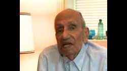 رشدي سعيد يوجه كلمة لاحتفالية بمناسبة بلوغه التسعين 2010