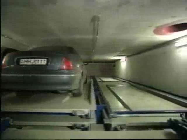 مرآب (جراج) أوتوماتيكي يحرر قلب بودابست