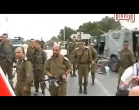 فظاظة الجيش الإسرائيلي في التعامل مع المتظاهرين