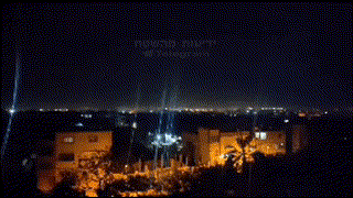 A missile explodes near the Dimona reactor, April 21, 2021.mp4