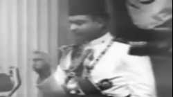 الملك فاروق يؤدي اليمين الدستوري أمام مجلس النواب 1937